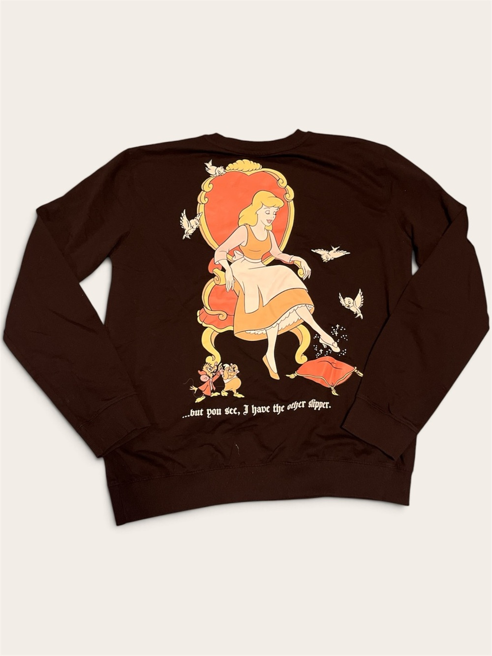Disney Cinderella Slipper Cakeworthy Crewneck Pullover Sweatshirt Women’s XL